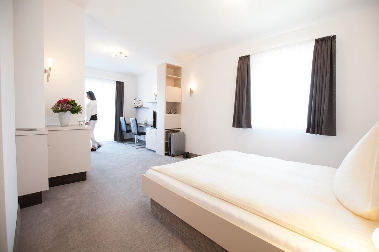 Hotel Alt Riemsloh Мелле Экстерьер фото