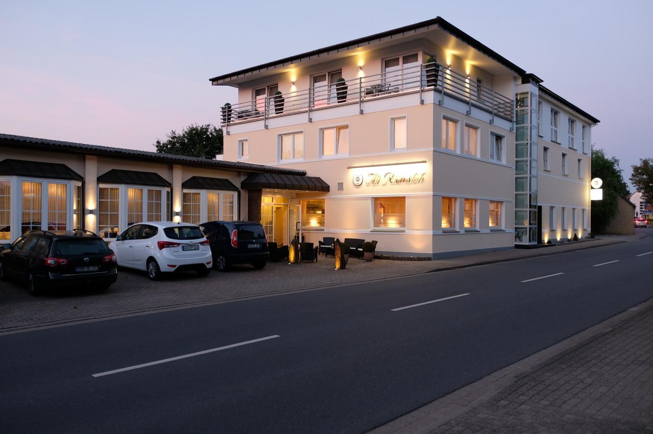 Hotel Alt Riemsloh Мелле Экстерьер фото